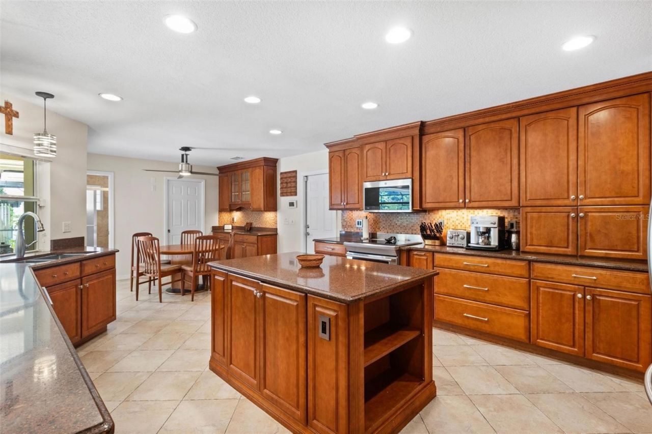 6407 E 112th Avenue, Temple Terrace, FL 33617 Photo