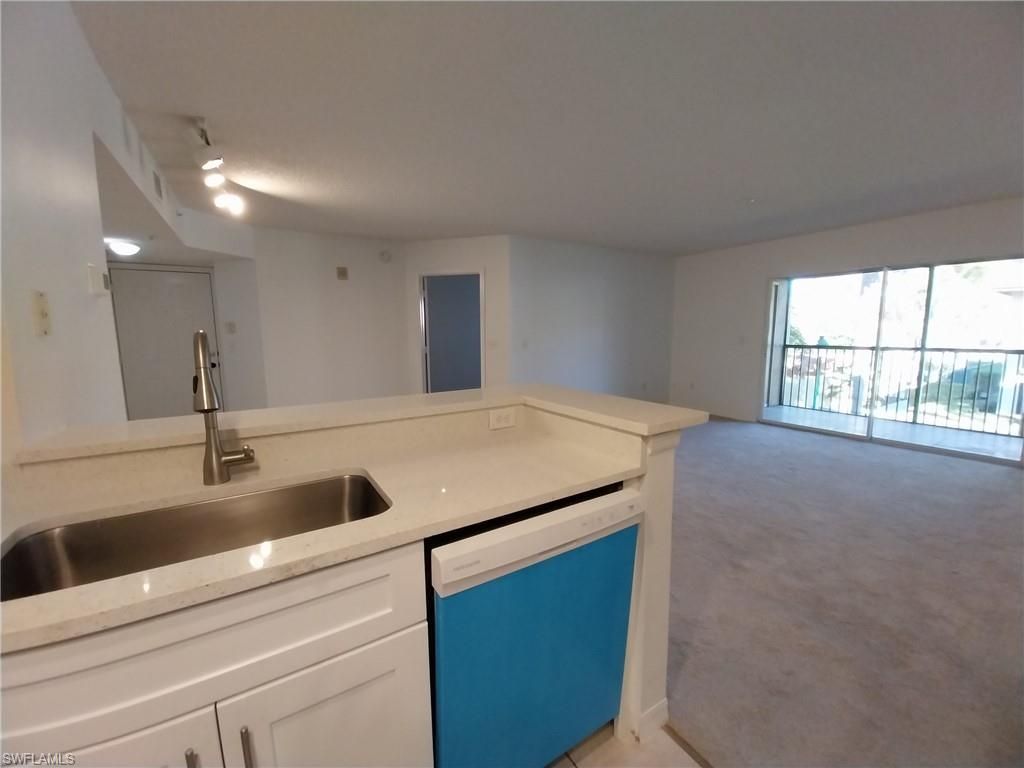 8950 Colonnades Ct E, Unit 824, Bonita Springs, FL 34135 Photo