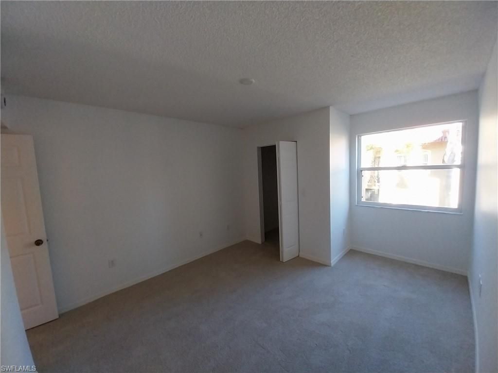 8950 Colonnades Ct E, Unit 824, Bonita Springs, FL 34135 Photo