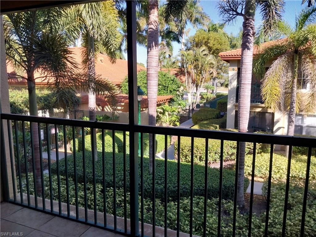 8950 Colonnades Ct E, Unit 824, Bonita Springs, FL 34135 Photo