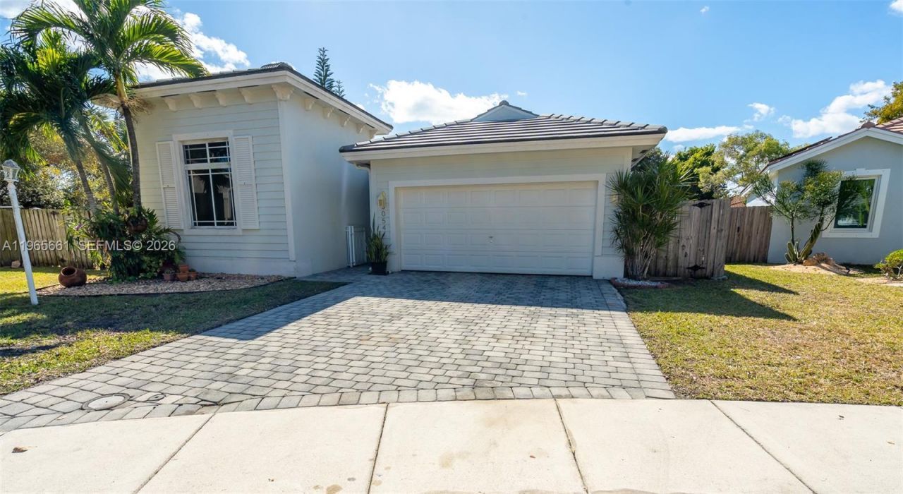 3054 SE 5th Dr, Homestead, FL 33033 Photo