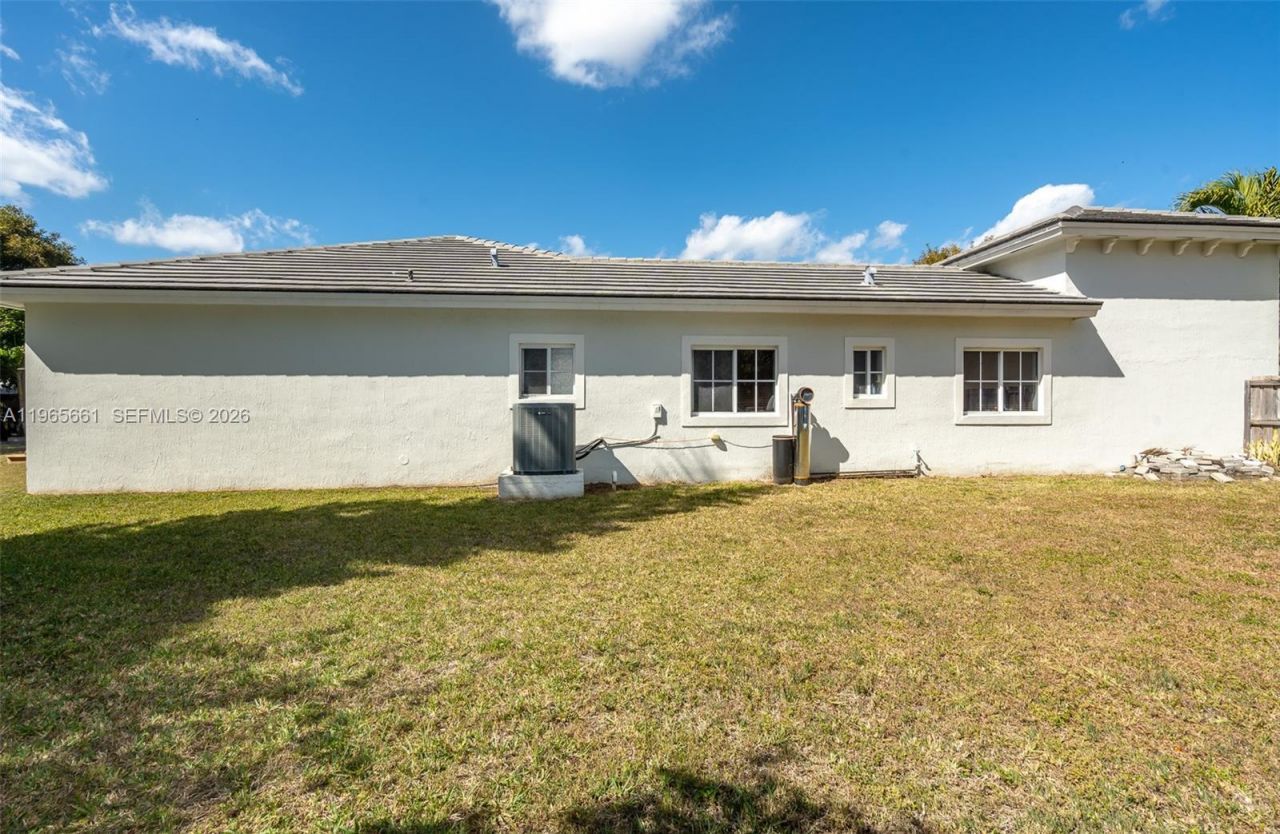 3054 SE 5th Dr, Homestead, FL 33033 Photo
