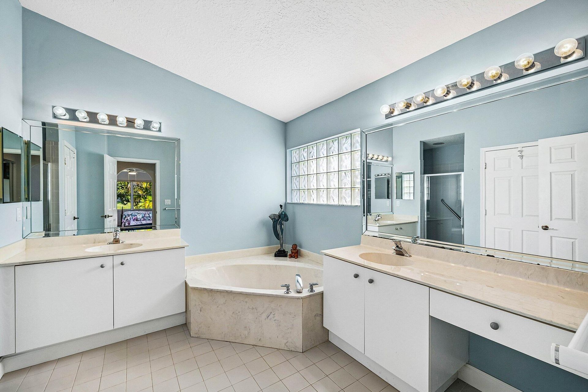 10551 Tropical Breeze Lane, Boynton Beach, FL 33437 Photo