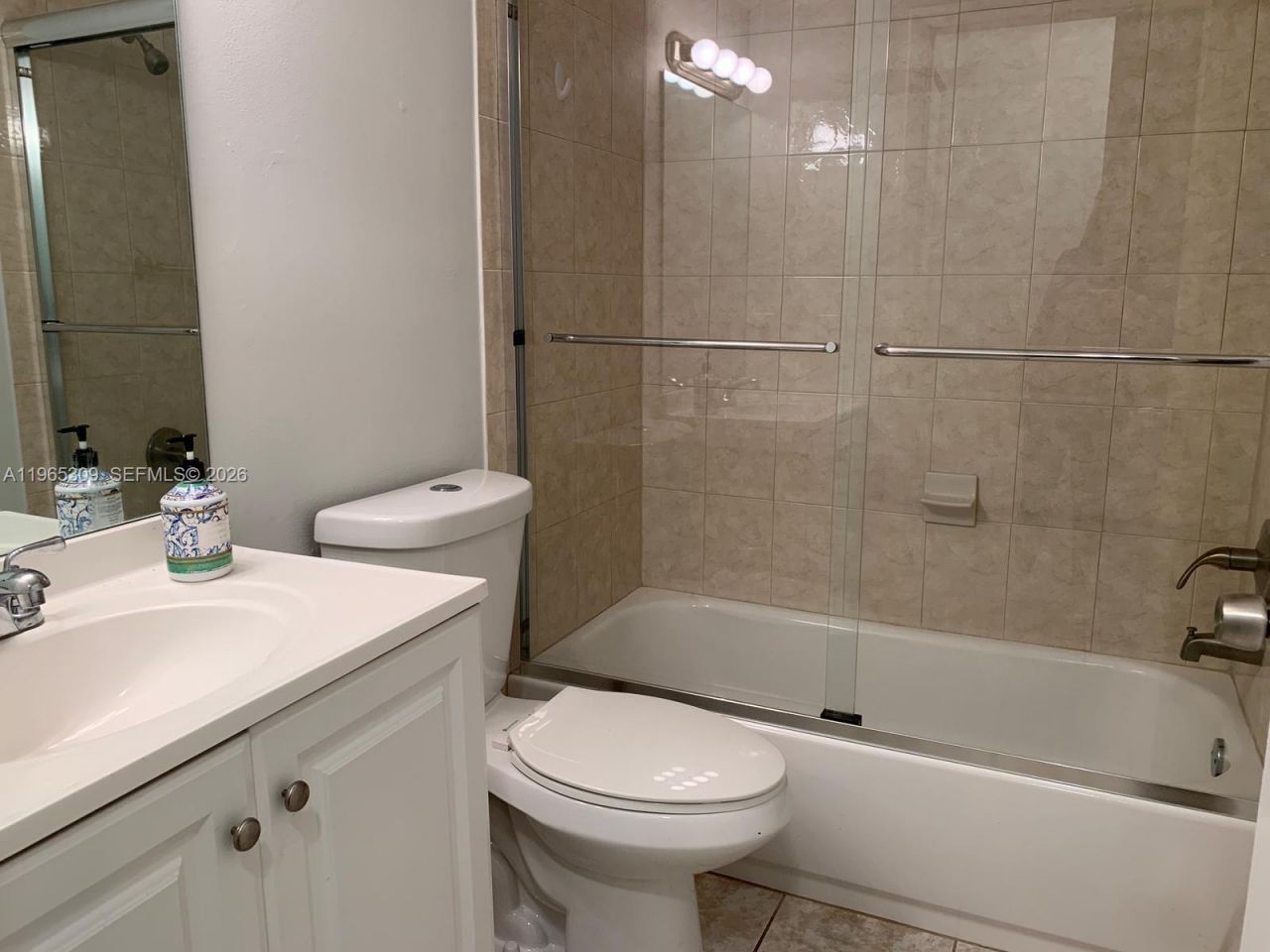 12447 NW 7th St, Miami, FL 33182 Photo