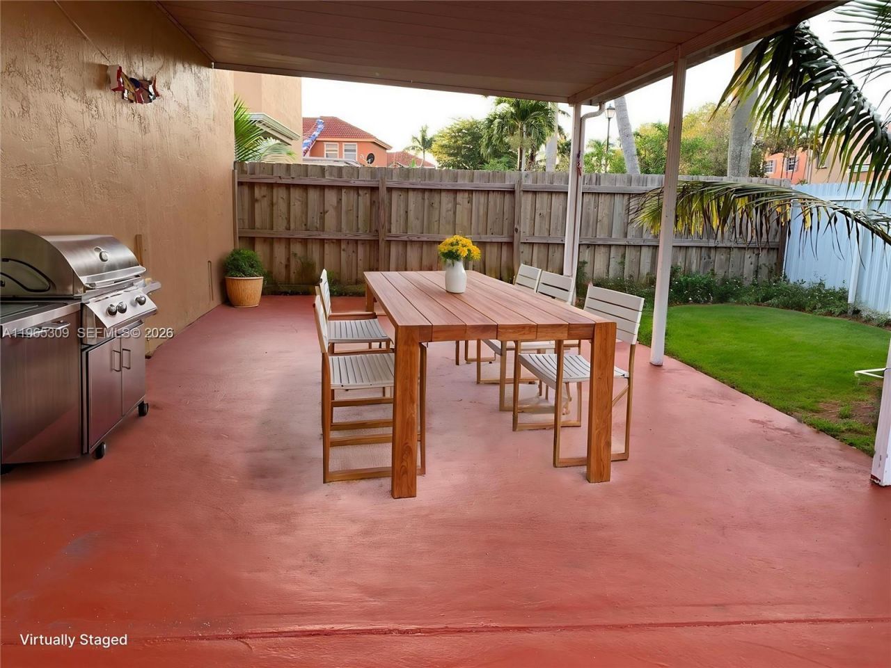 12447 NW 7th St, Miami, FL 33182 Photo