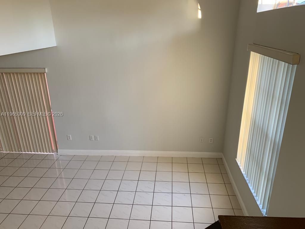 12447 NW 7th St , Miami, FL 33182 Photo