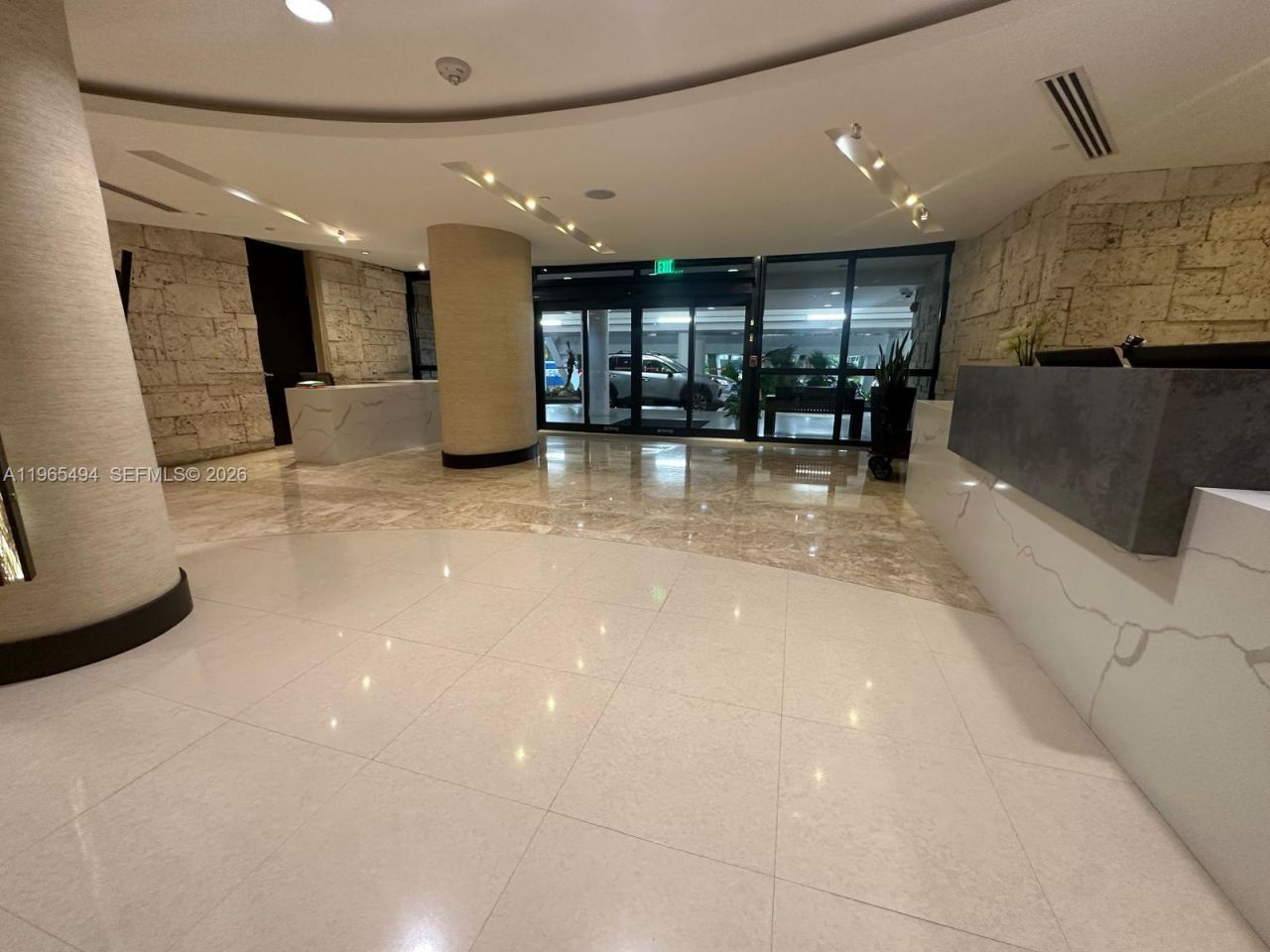2555 Collins Ave, Unit 2006, Miami Beach, FL 33140 Photo