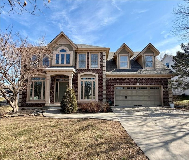 5719 N Dawn Court, Kansas City, MO 64151 Main Photo