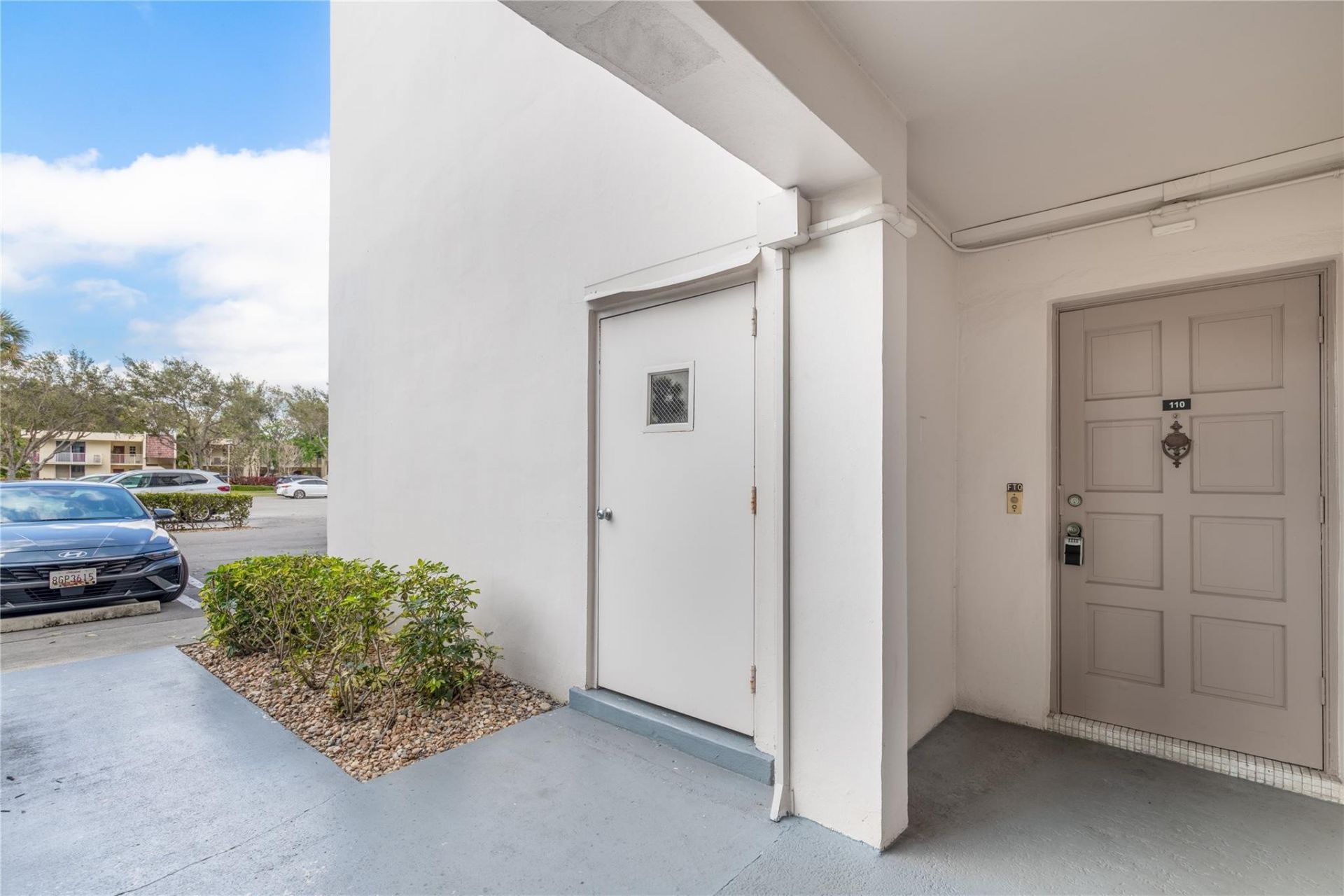 3200 N Palm Aire Drive, Unit 110, Pompano Beach, FL 33069 Photo