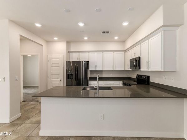 1861 E FRYE Road, Unit 101, Gilbert, AZ 85295