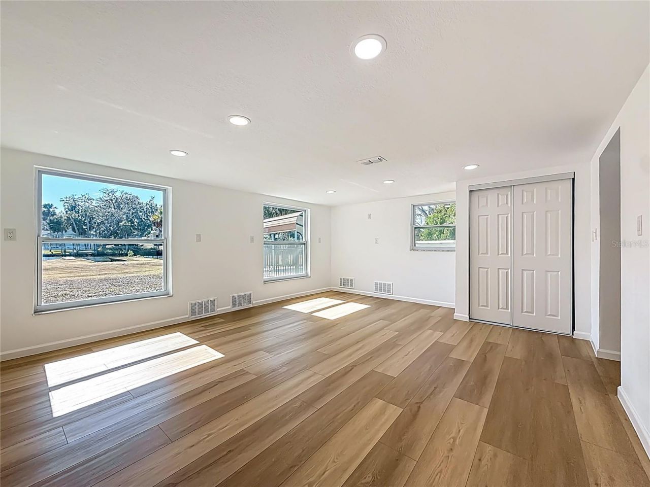 6108 Oak Ridge Avenue, New Port Richey, FL 34653 Photo