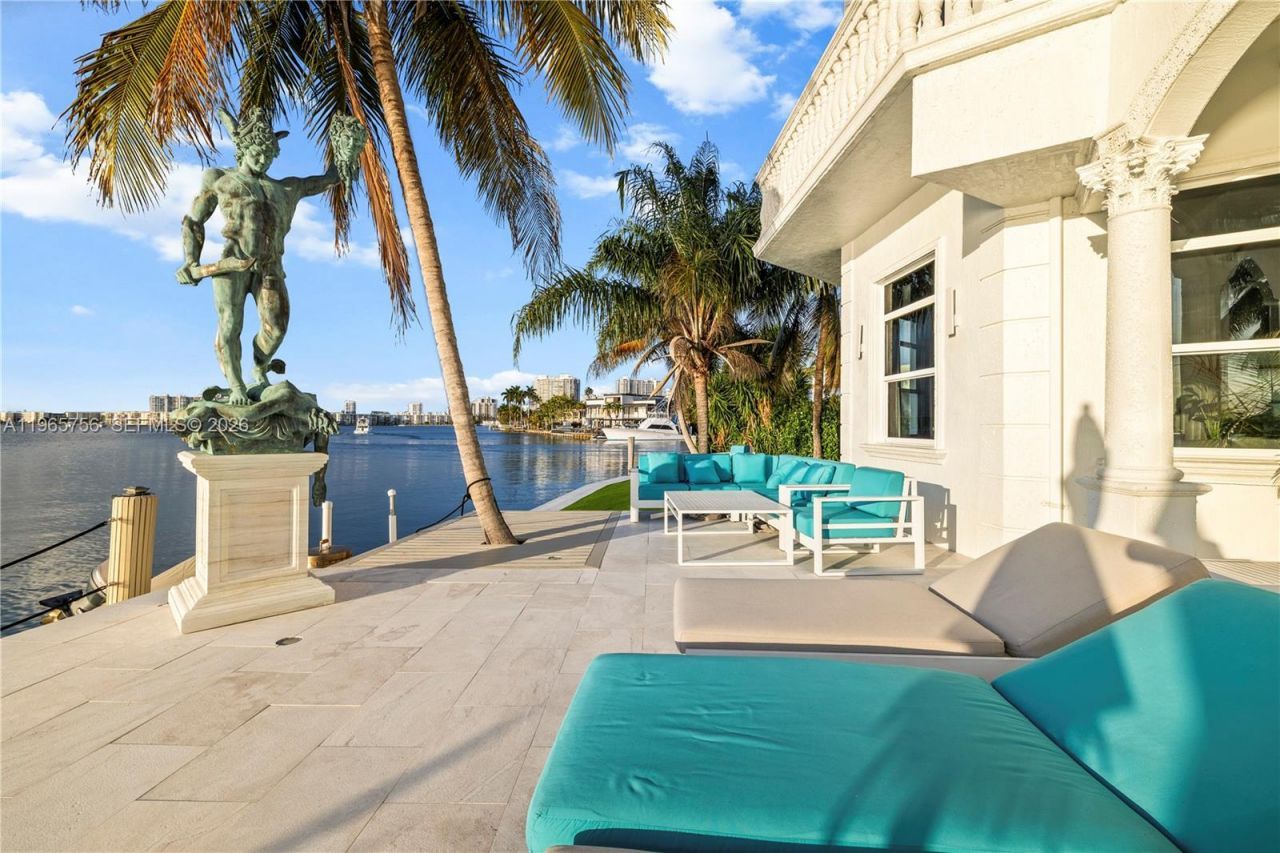 16479 NE 30th Ave, North Miami Beach, FL 33160 Photo