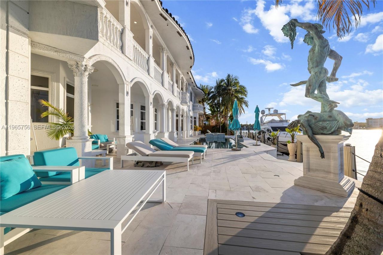 16479 NE 30th Ave, North Miami Beach, FL 33160 Photo