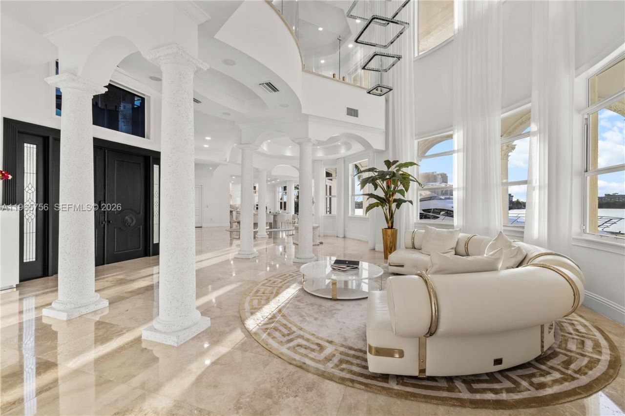 16479 NE 30th Ave, North Miami Beach, FL 33160 Photo