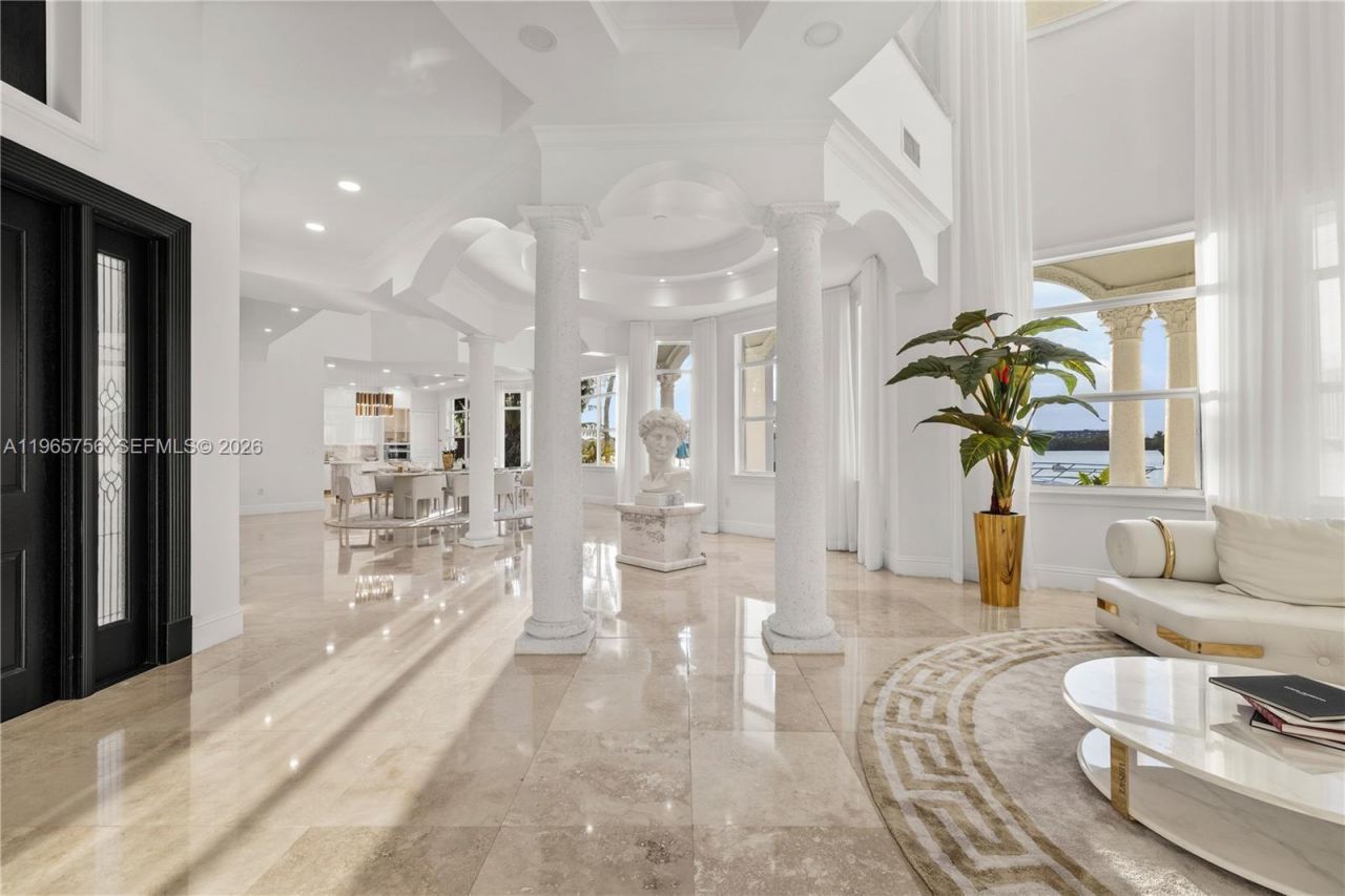 16479 NE 30th Ave, North Miami Beach, FL 33160 Photo