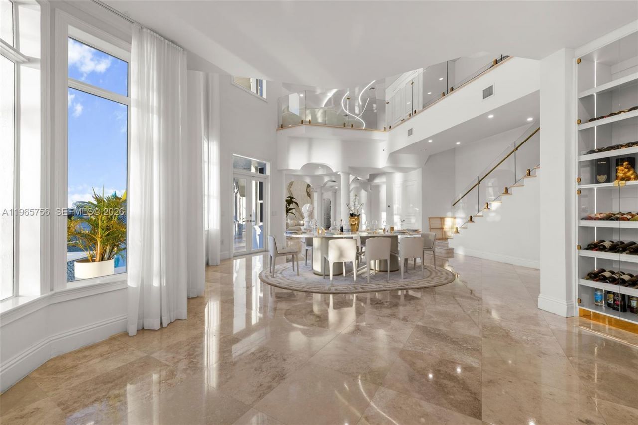 16479 NE 30th Ave, North Miami Beach, FL 33160 Photo