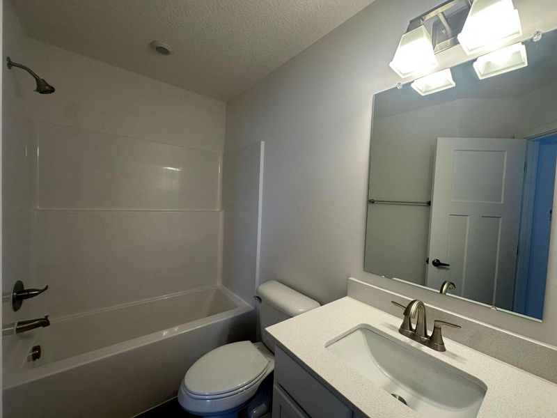 128 Dusky Willow Drive , Reynoldsburg, OH 43068 Photo 11