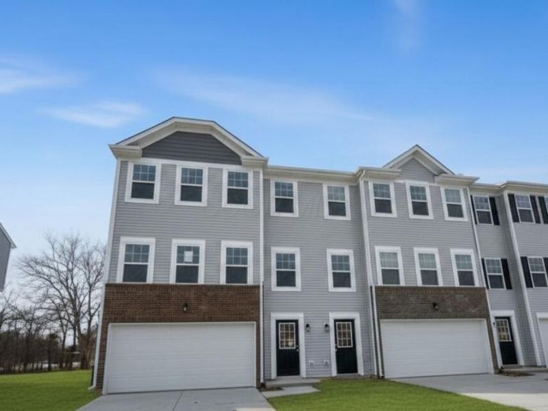 128 Dusky Willow Drive , Reynoldsburg, OH 43068 Photo 3