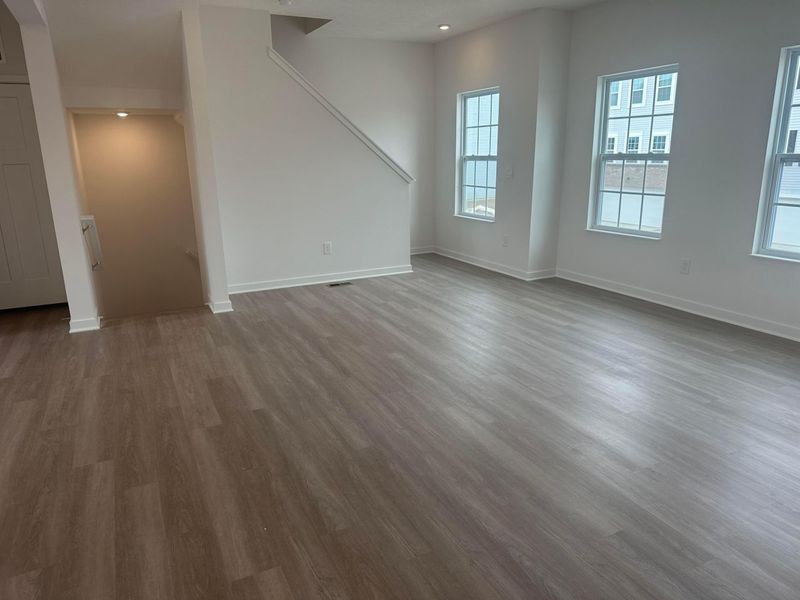 128 Dusky Willow Drive , Reynoldsburg, OH 43068 Photo 5