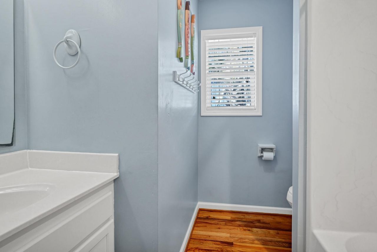 3516 Myrtle Street Photo 16