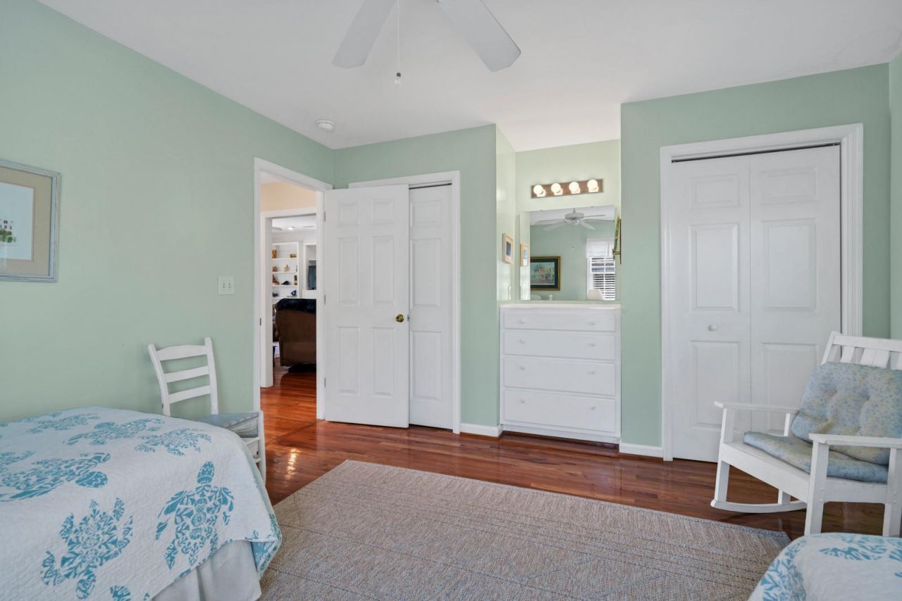 3516 Myrtle Street Photo 23