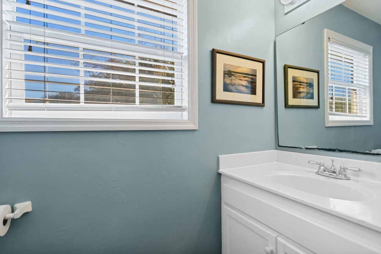 3516 Myrtle Street Photo 24