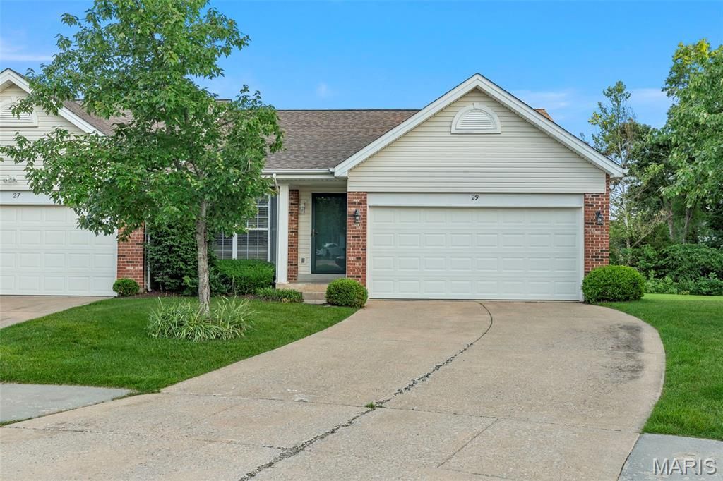 29 Salsibury Court, Lake Saint Louis, MO 63367 Main Photo
