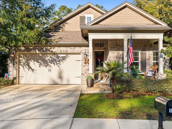 187 Autumn Avenue, Freeport, FL 32439