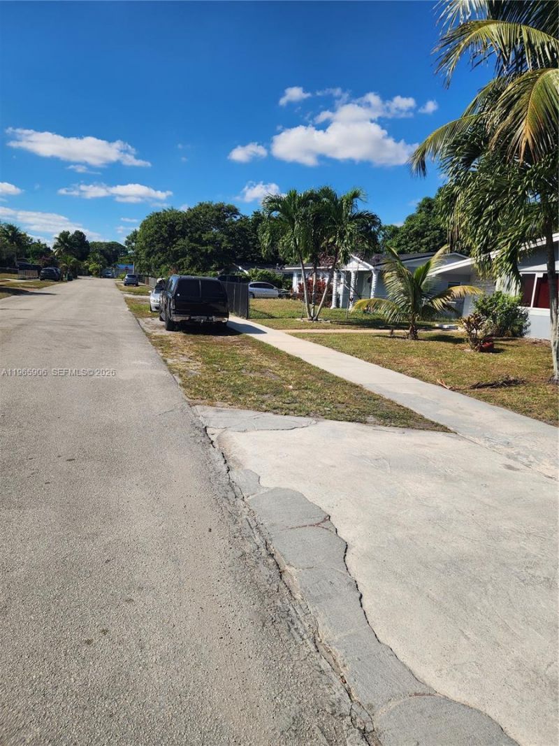 1501 NW 174th St, Miami Gardens, FL 33169 Photo