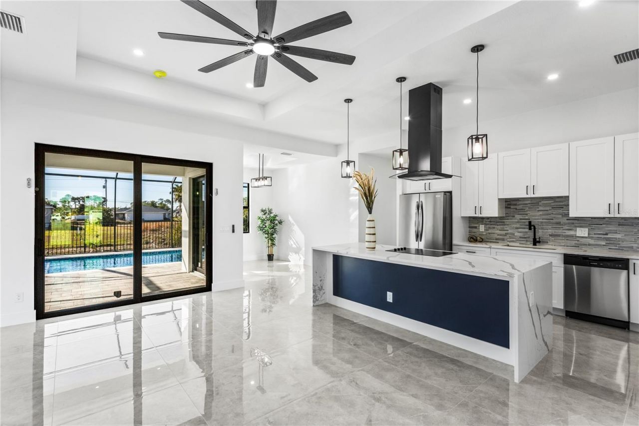3318 NE 13th Place, Cape Coral, FL 33909 Photo