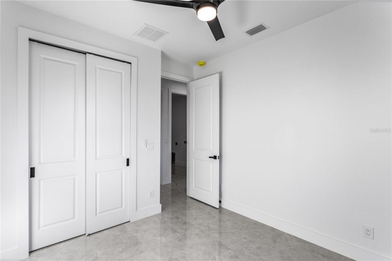 3318 NE 13th Place, Cape Coral, FL 33909 Photo