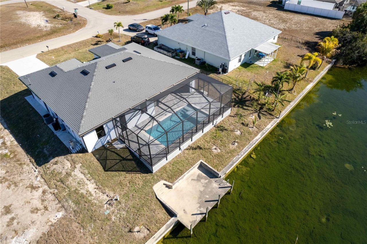 3318 NE 13th Place, Cape Coral, FL 33909 Photo