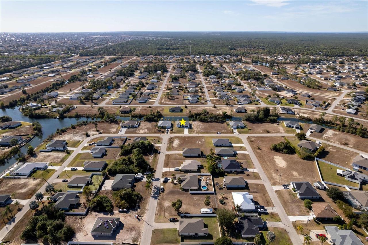 3318 NE 13th Place, Cape Coral, FL 33909 Photo