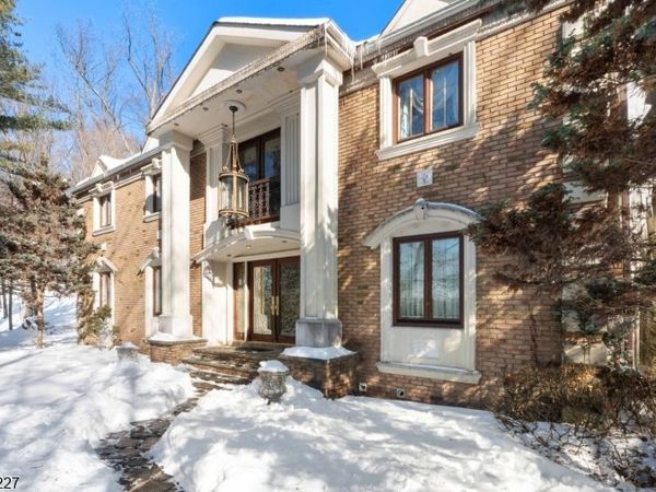 12 E Saddle River Rd, Saddle River, NJ 07458