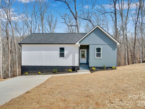 122 Plum Tree Lane, Unit 121, Statesville, NC 28677