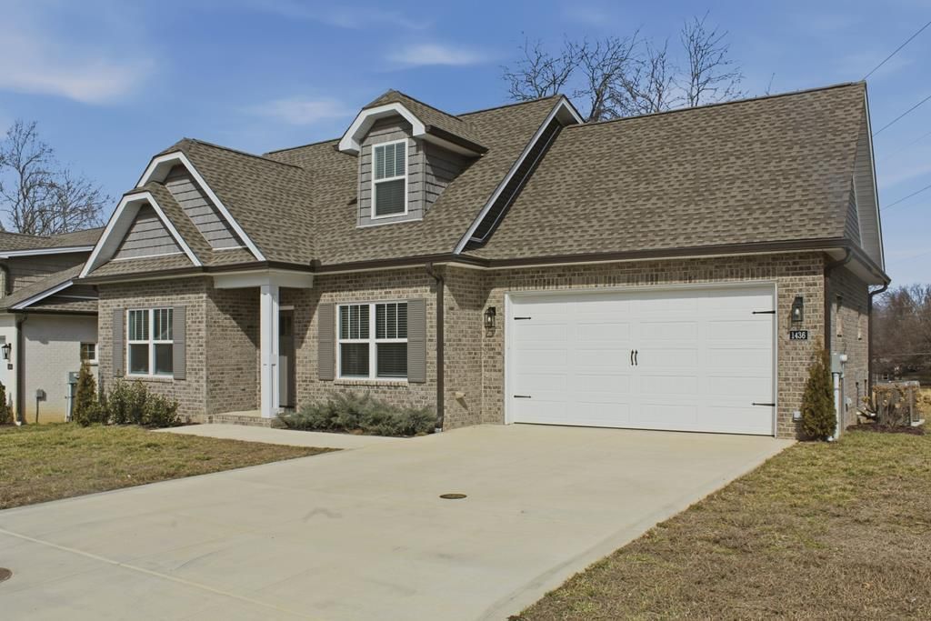 1436 Village Loop, Cookeville, TN 38501 Main Photo