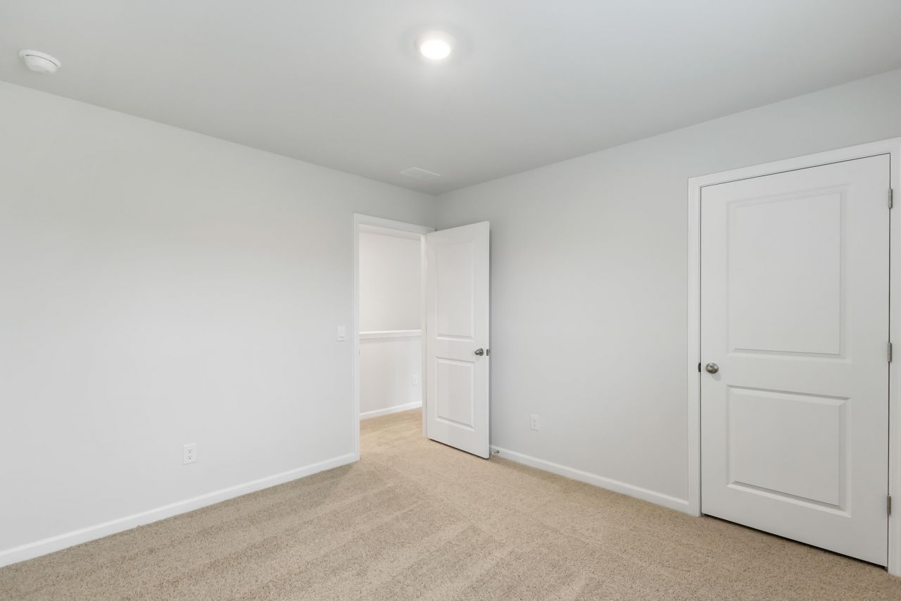 410 Tulip Poplar Drive Photo 29