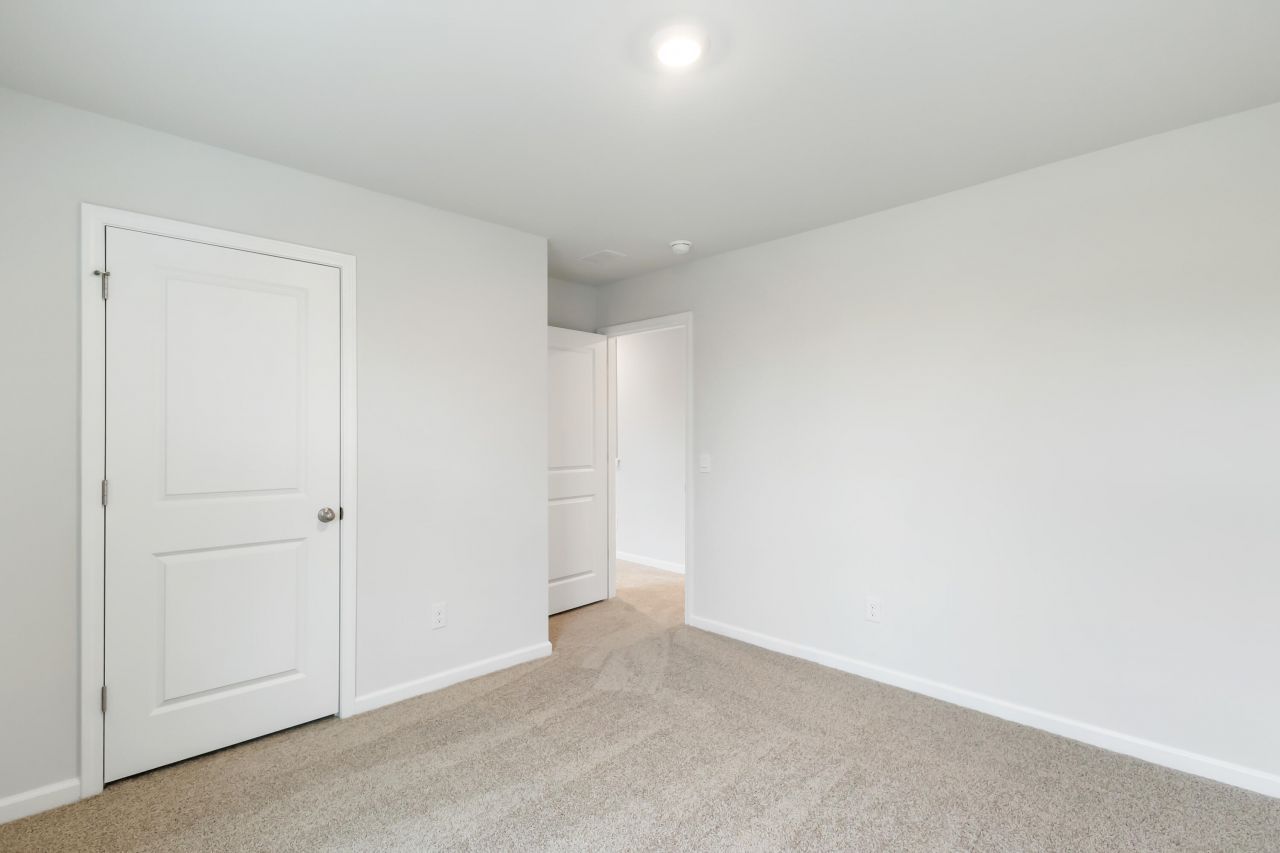 410 Tulip Poplar Drive Photo 31