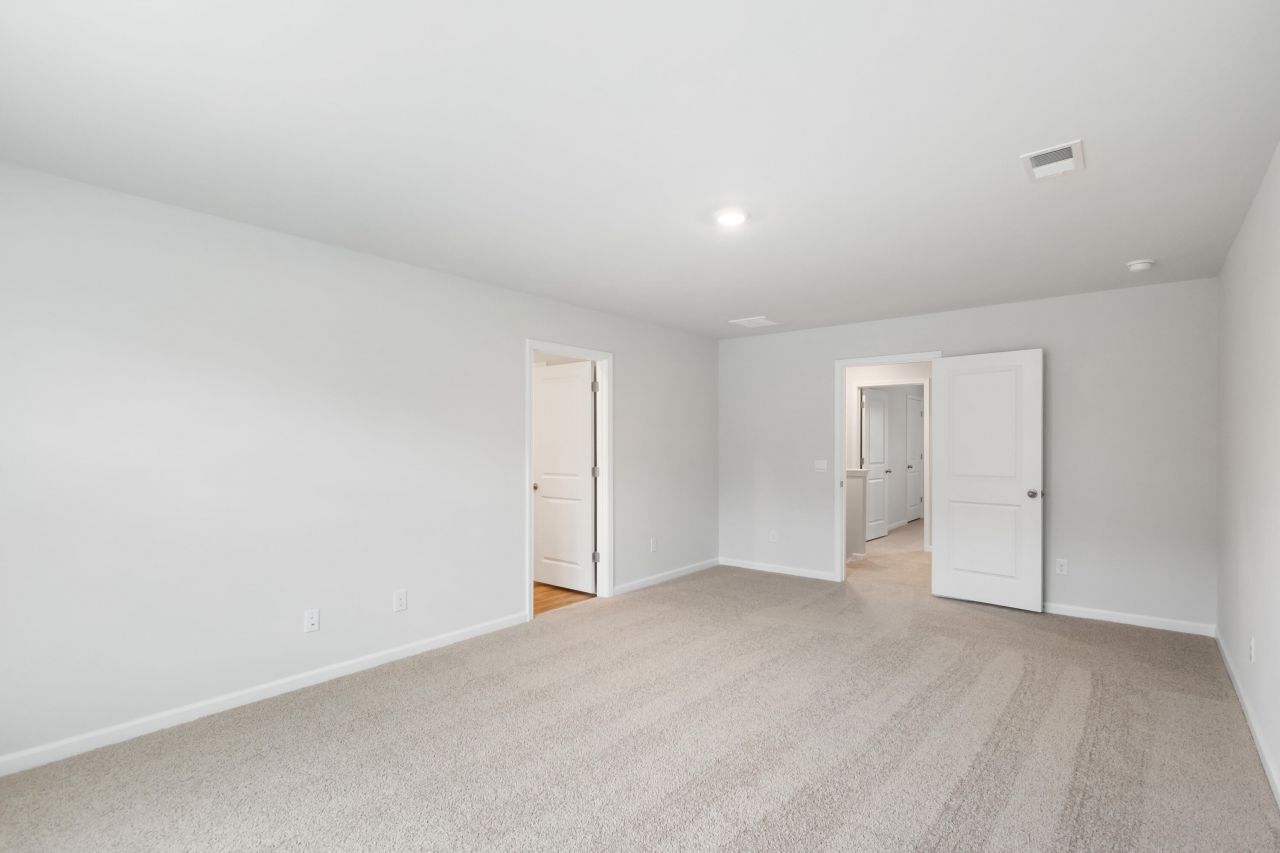 410 Tulip Poplar Drive Photo 33