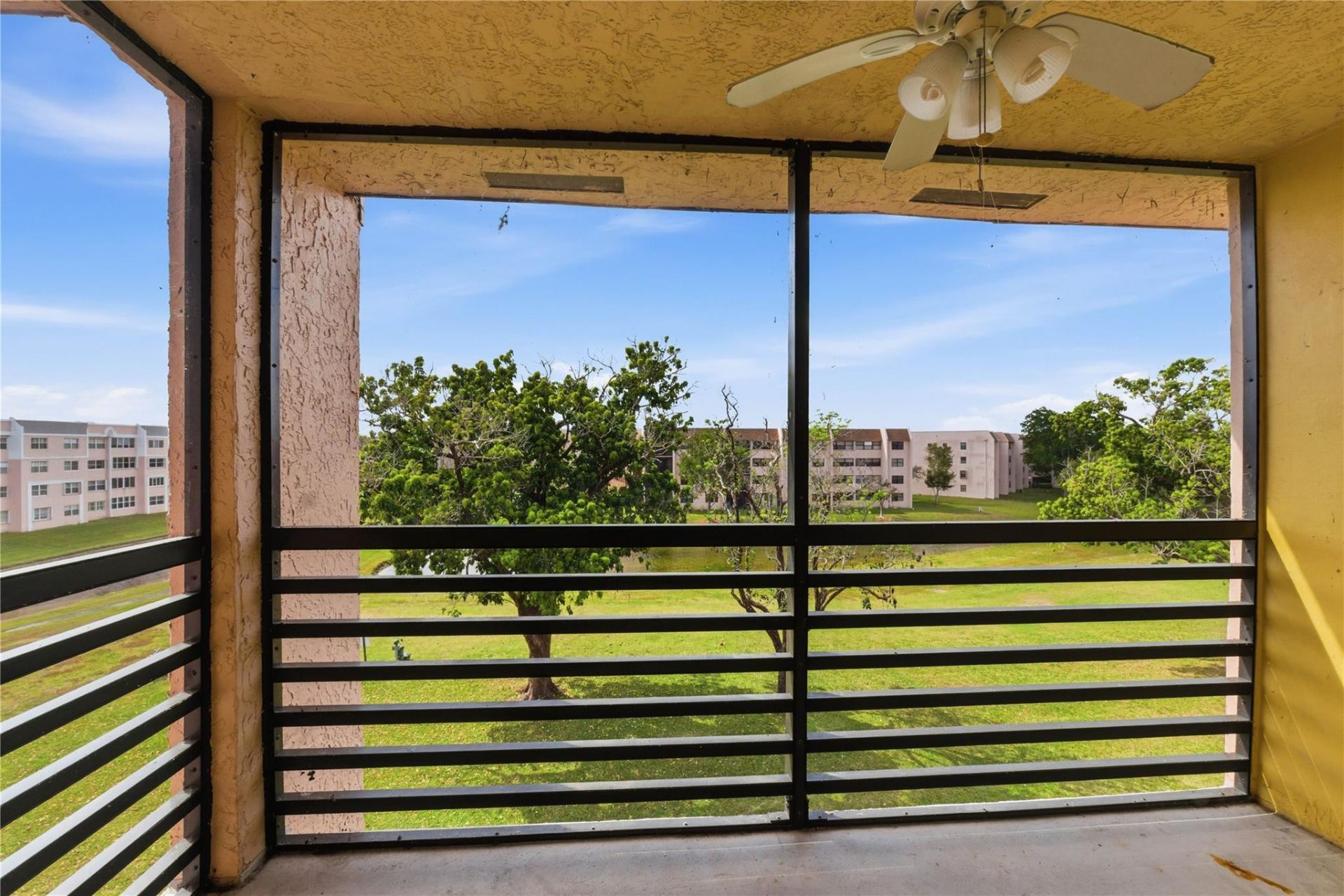 2748 NW 104th Avenue, Unit 403, Sunrise, FL 33322 Photo