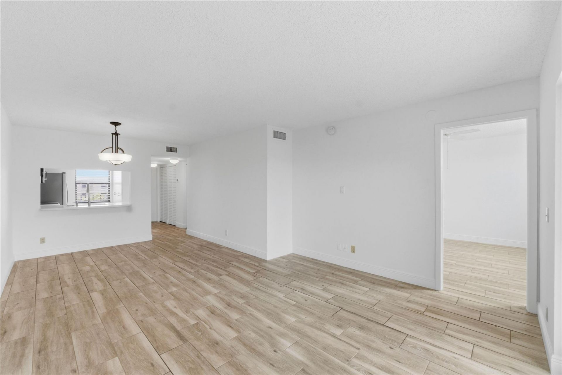 2748 NW 104th Avenue, Unit 403, Sunrise, FL 33322 Photo