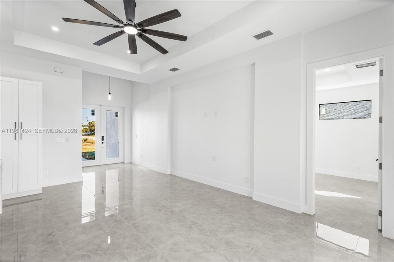 3318 NE 13th Pl, Cape Coral, FL 33909 Photo