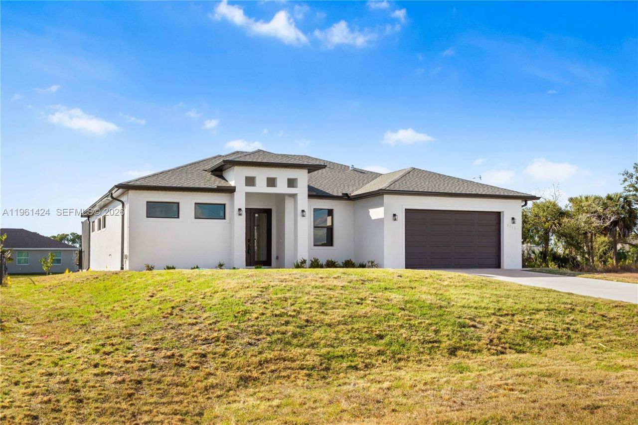 3318 NE 13th Pl, Cape Coral, FL 33909 Photo