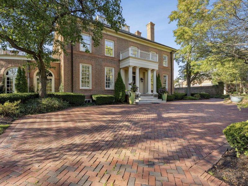 1 Bottomley Crescent, New Albany, OH 43054 Photo 2