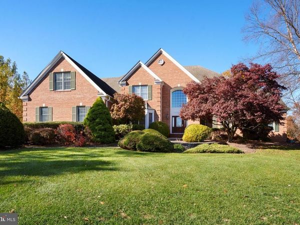 7 SILVER MAPLE COURT, BELLE MEAD, NJ 08502