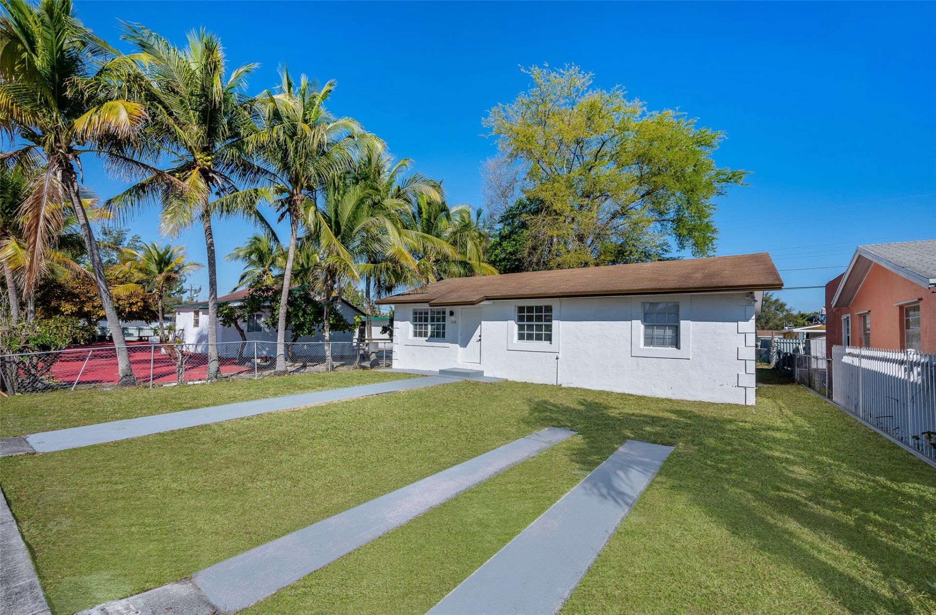 1161 NW 105th Terrace, Miami, FL 33150 Photo