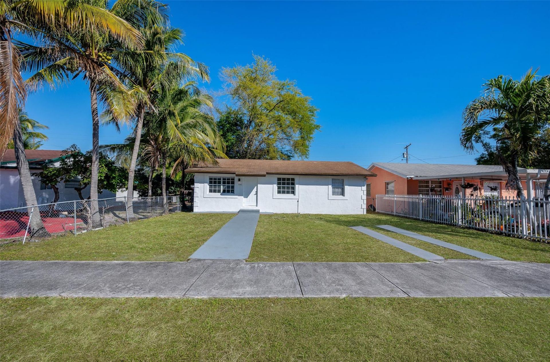 1161 NW 105th Terrace, Miami, FL 33150 Photo