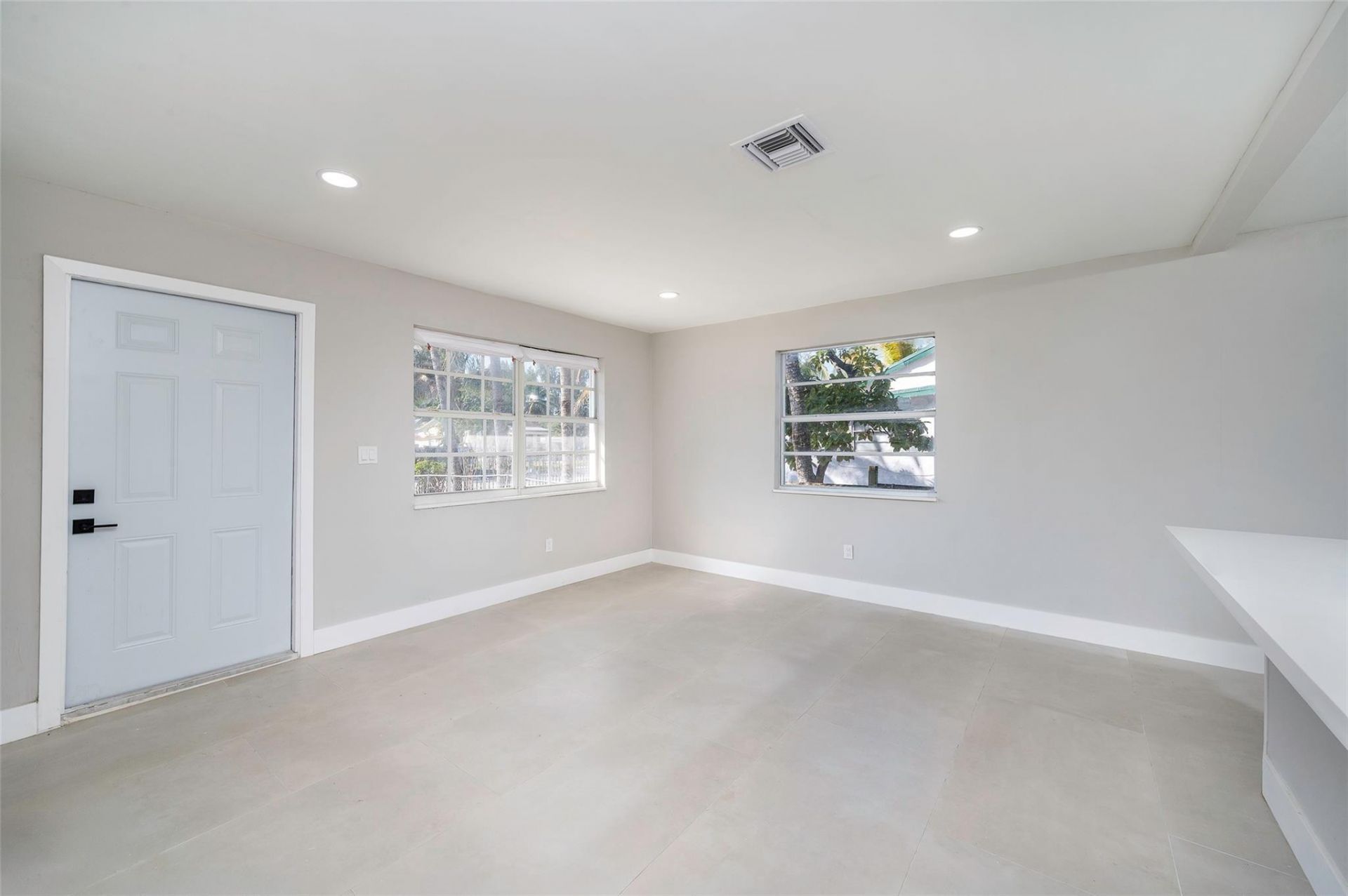 1161 NW 105th Terrace, Miami, FL 33150 Photo