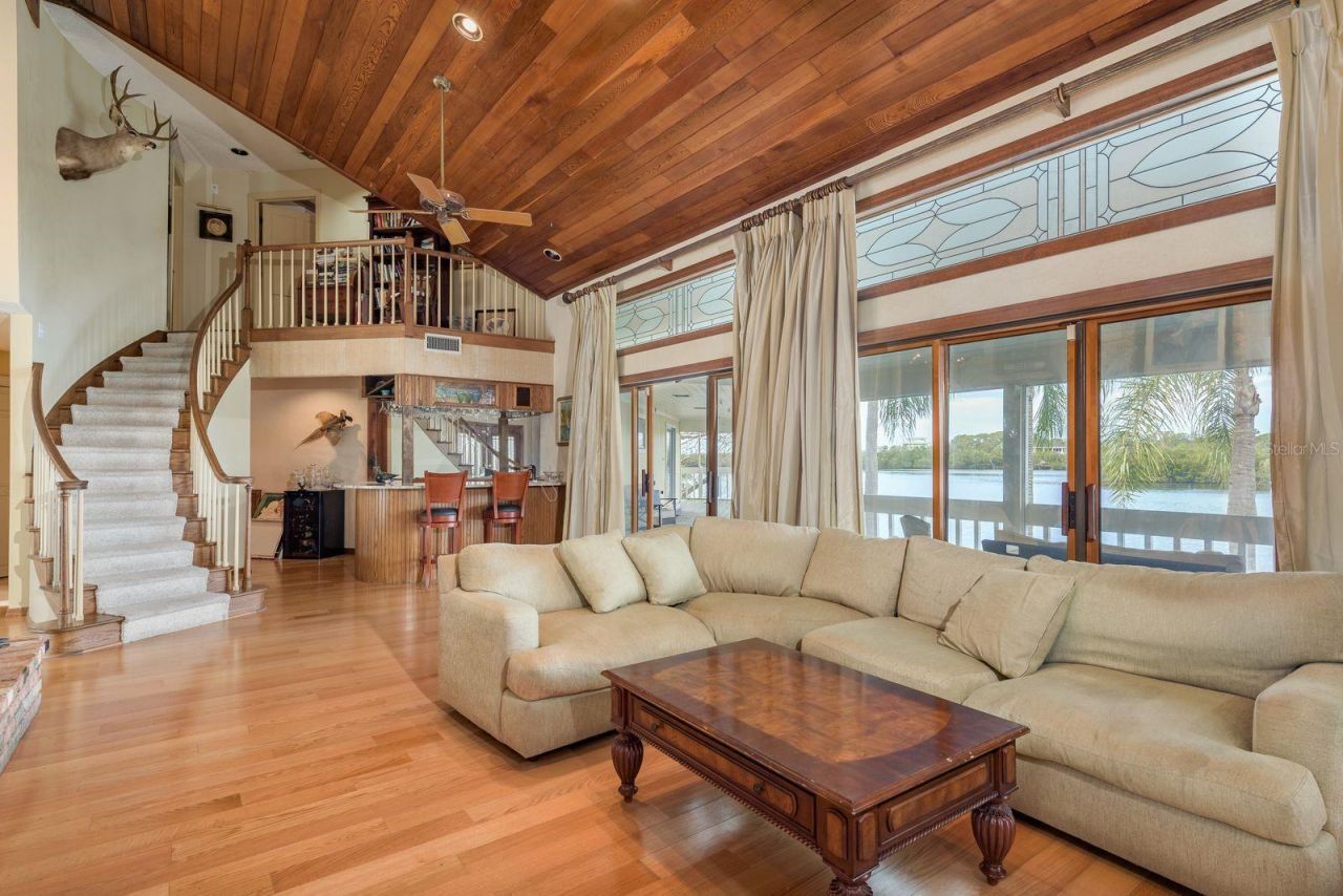 600 Soundview Drive, Palm Harbor, FL 34683 Photo