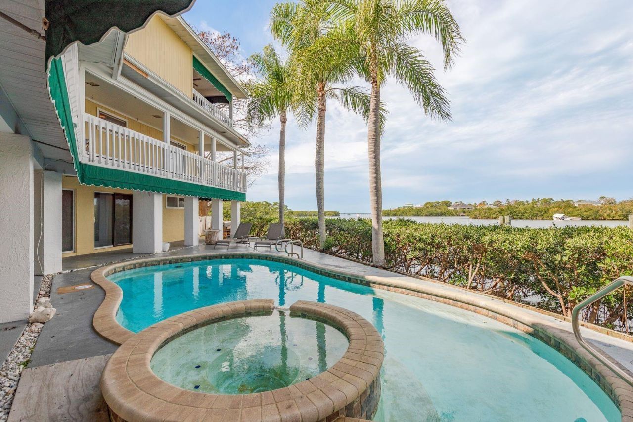 600 Soundview Drive, Palm Harbor, FL 34683 Photo